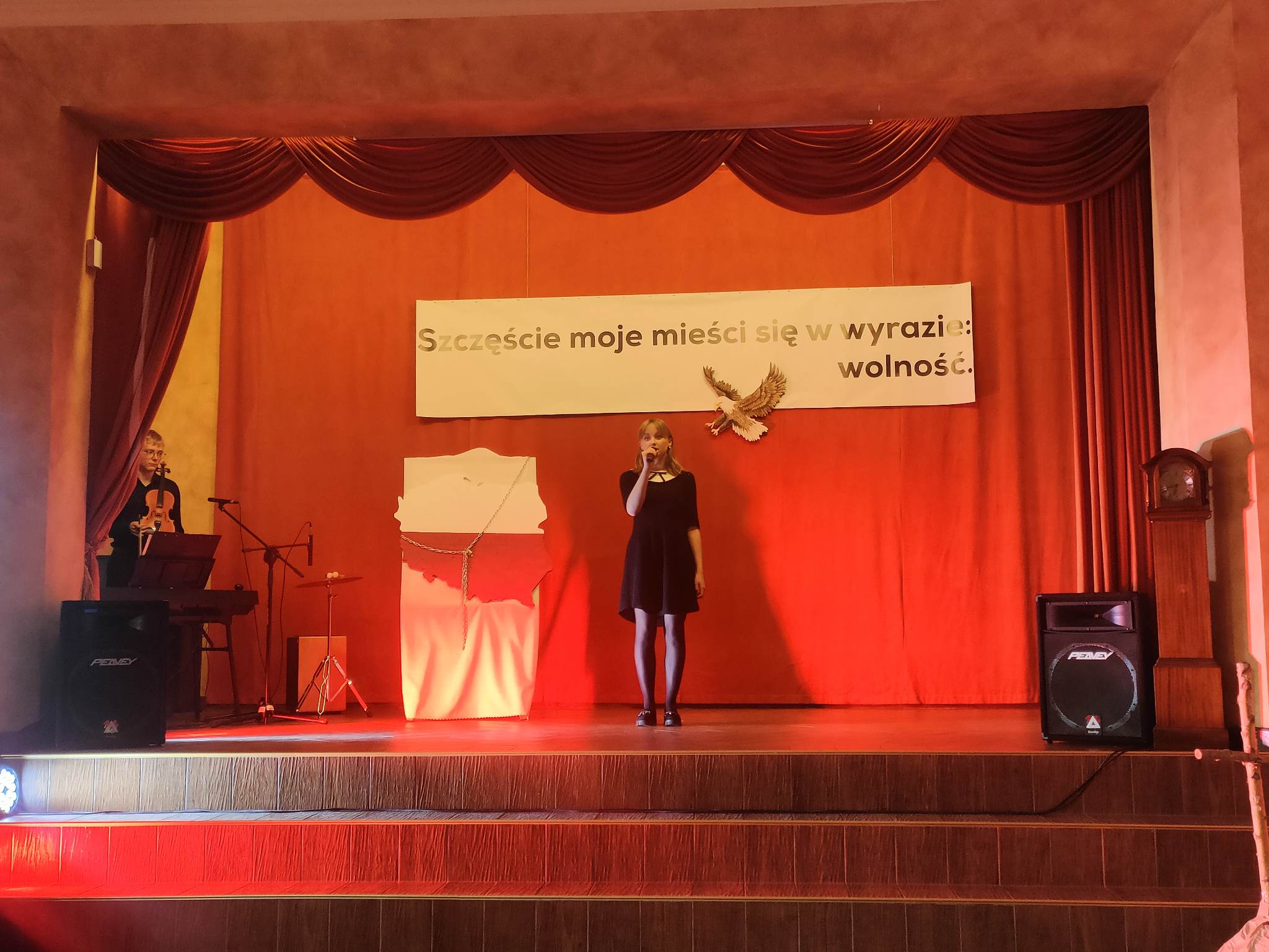 Zdjęcie 343754961_216375557753864_2034422984383652848_nd4e6c422-fa0d-4b44-8bf5-01f798d76f1a.jpg w galerii Kwiecień miesiącem pamięci narodowej